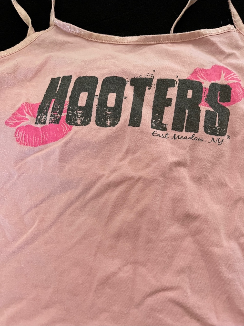 Hooters Light Pink Cami and Hipster pajama Set with Kiss Print - Picture 6 of 7